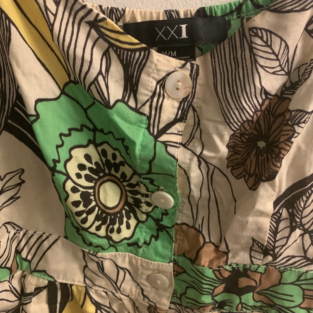 Fun Flower Sundress - Picture 3 of 4